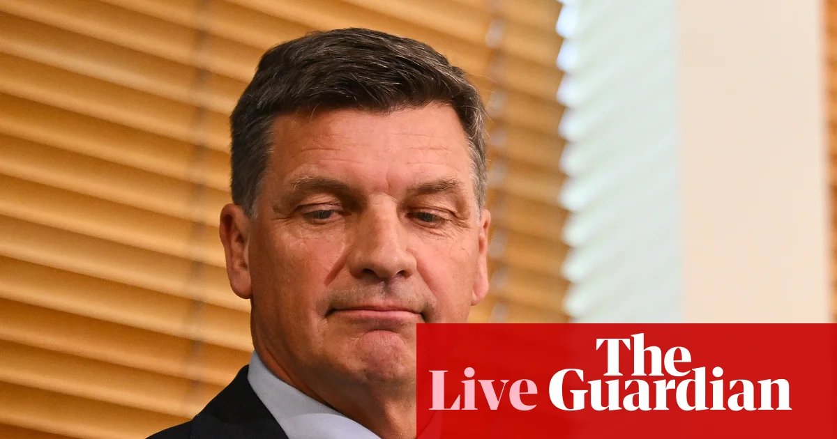 Australian Government Introduces New Laws on Tobacco and Soc…