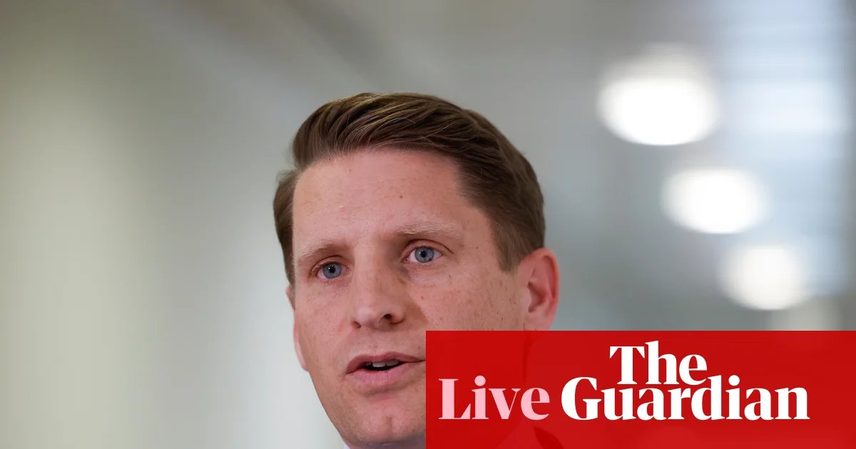 Australian Political Landscape Faces Controversies and Chall…