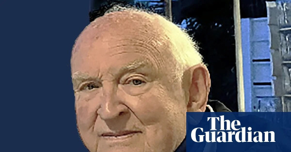 Notable Australian Figures Remembered Amid Rising Economic and Environmental Challenges