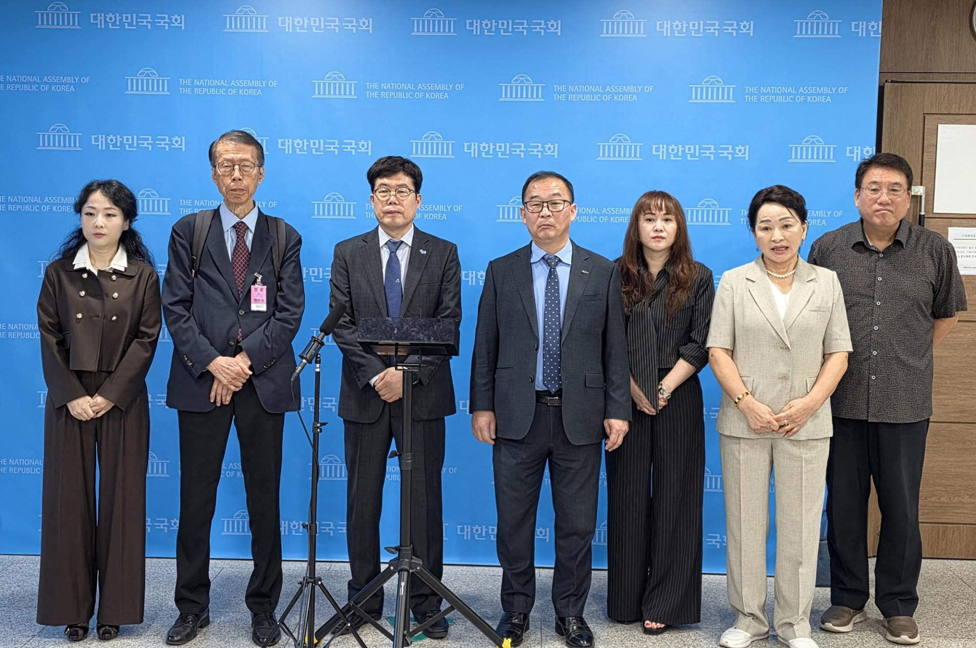 북한군 포로 두 청년의 대한민국 입국을 환영하는 시민사회 성명 발표