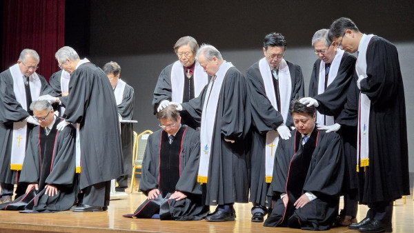 WAIC, 제26회 목사안수식에서 26명 신임 목사 배출
