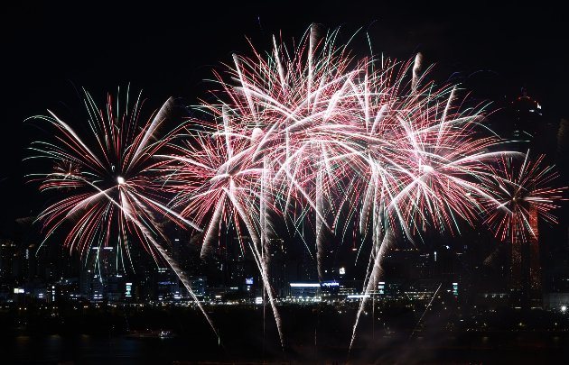 서울세계불꽃축제 개최, 전남 국립의대 후보대학 탈락에 대한 반발 격화