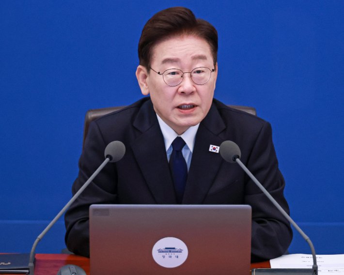 이재명 대통령 공소청 직제안 수정 지시, 한동훈 의원과 총리 신경전, 파주 냉동창고 살인 사건 수사 진행