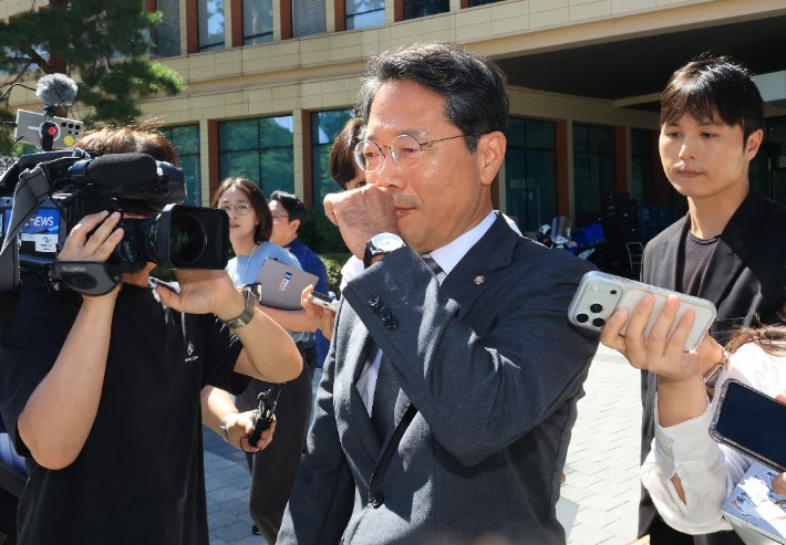 김승원 법무부 장관 후보자 사퇴, 아시안게임 개회식 문제점 드러나, 이재명 대통령 청년 정책 전담조직 신설 …