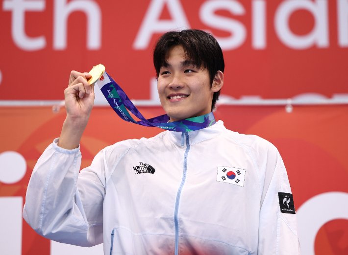 한국 수영 대표팀, 아시안게임 첫날 금메달 1개와 동메달 4개 획득