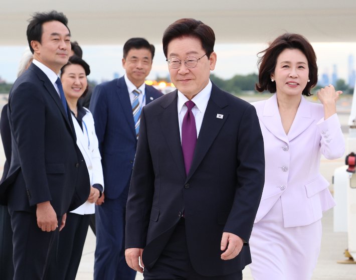 이재명 대통령, 뉴욕 도착 후 주거안정 정책 의지 밝혀