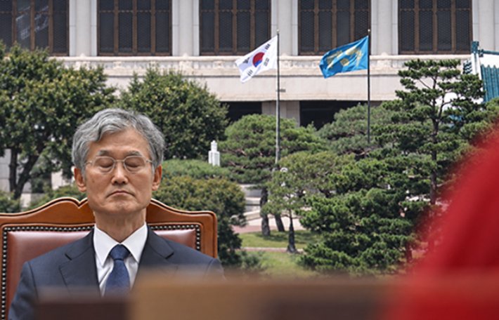 조희대 대법원장, 청와대의 대법관 재제청 요구 거부