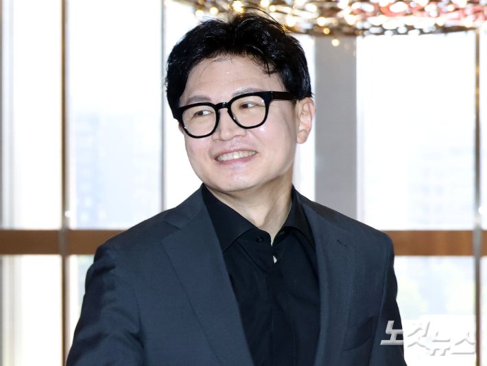 한동훈 전 법무부 장관 딸 수사, 국제공조 요청 불송부 경위 확인
