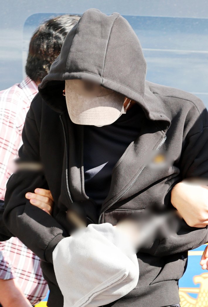 나주에서 60대 부부 살해한 50대 남성 구속 전 심사