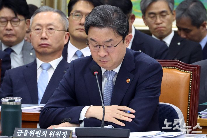 이억원 금융위원장, 레버리지 ETF 도입 청와대 지시 부인