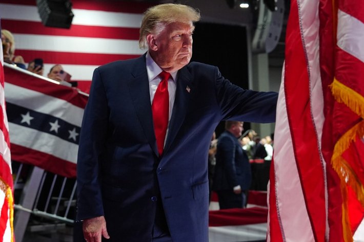 트럼프, 노벨평화상 수상자 결정 비판하며 자신의 성과 강조