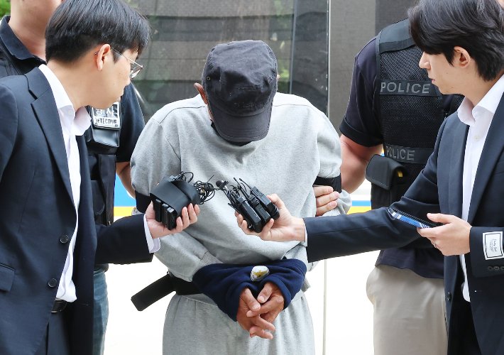 인천 대형 상가에서 흉기 난동으로 8명 부상, 50대 남성 구속