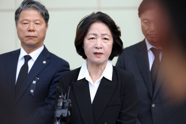 추미애 경기도지사 사과에 대한 야당의 비판 이어져