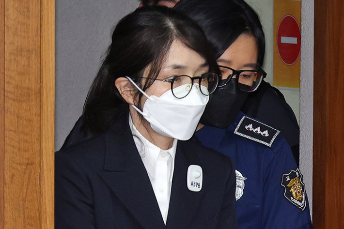 대법원, 김건희 구속 여부 심문 27일 영상으로 진행