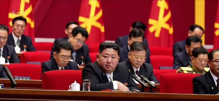 김정은, 신압록대교 통해 단둥 도착