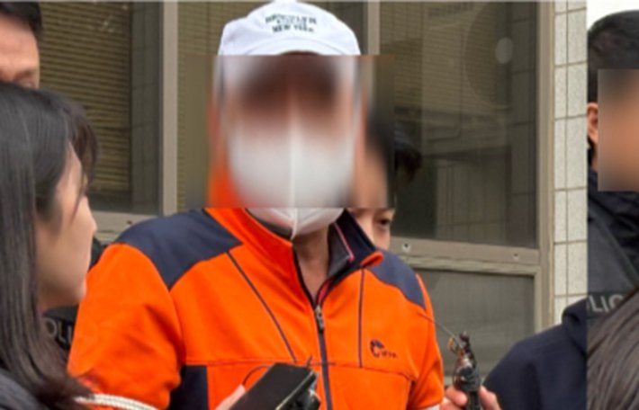 미라화 시신 유기 혐의 남성 2명 구속영장 기각