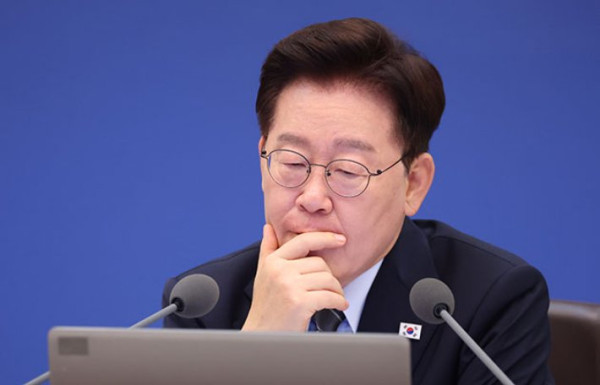정부, 공공기관 지방 이전 계획 발표 및 안철수 의원 용혜인 비판, 한국 긴급구호대 네팔 도착