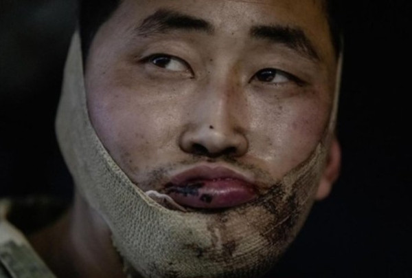 우크라이나, 북한군 포로 2명 한국으로 송환