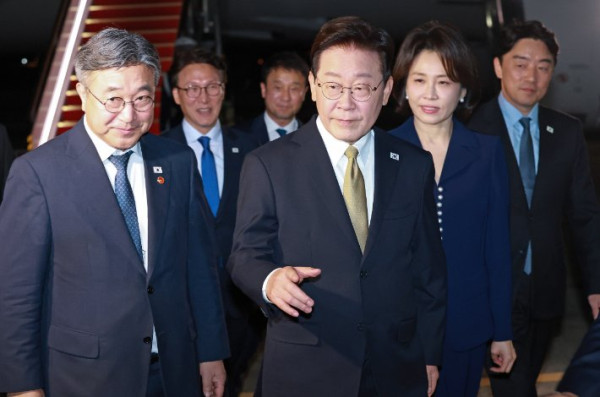 이재명 대통령, 미국·멕시코 순방 후 귀국…남은 과제는