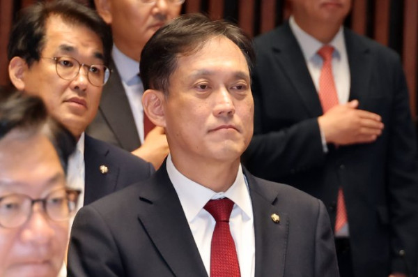 더불어민주당, 김태규 의원 제명 촉구 결의안 채택