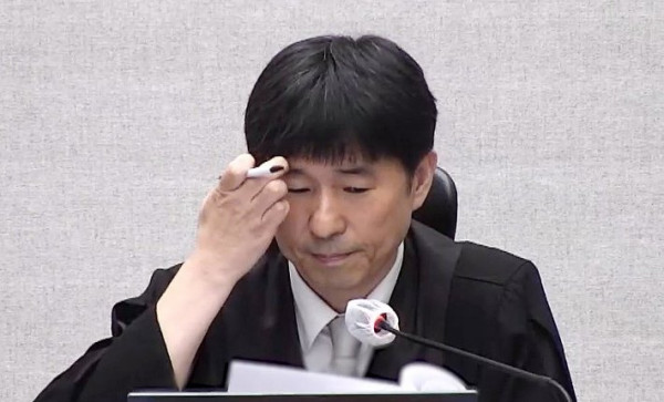 지귀연 판사, 술접대 의혹으로 대법원 징계 절차 착수