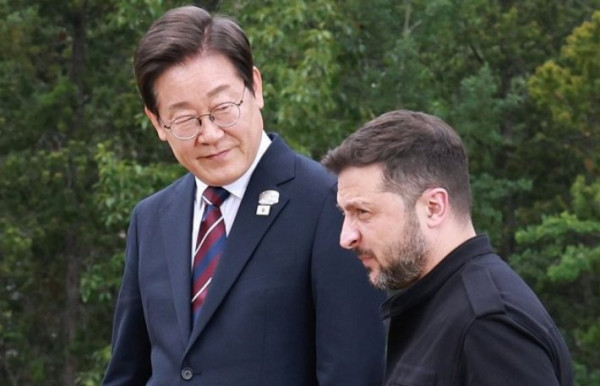 한국 정부, 우크라이나 공관원 일부 철수 결정