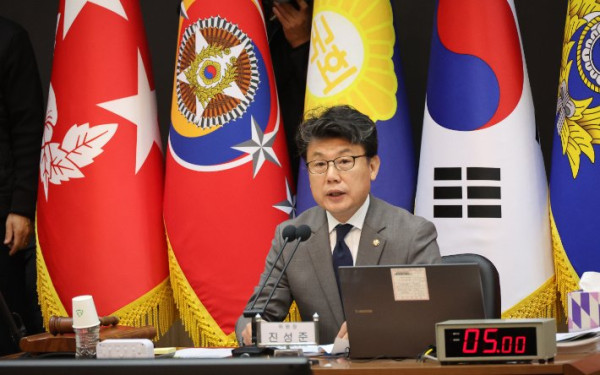 진성준 의원, 미국 비자 발급 받아 국방위 일정 소화