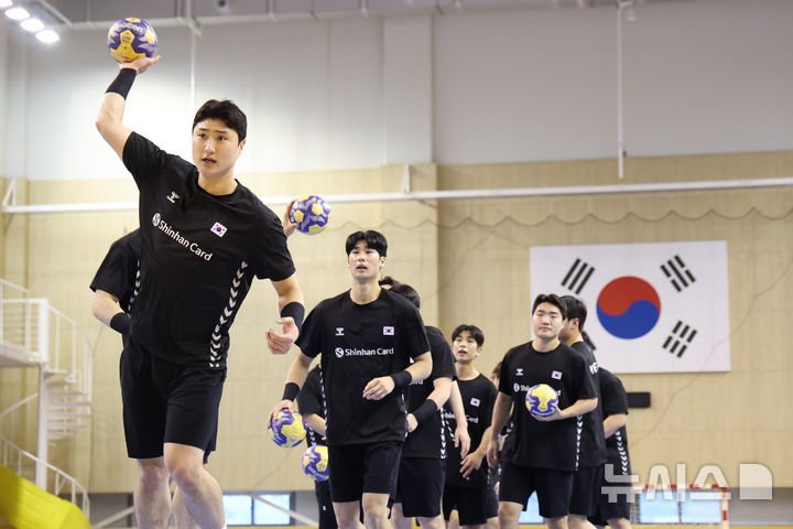 한국 남자 핸드볼, 쿠웨이트에 승리하며 아시안게임 첫 경기 시작