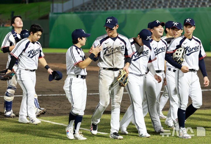 한국 야구, 태국에 5회 18-1 콜드게임 승리로 조별리그 전승