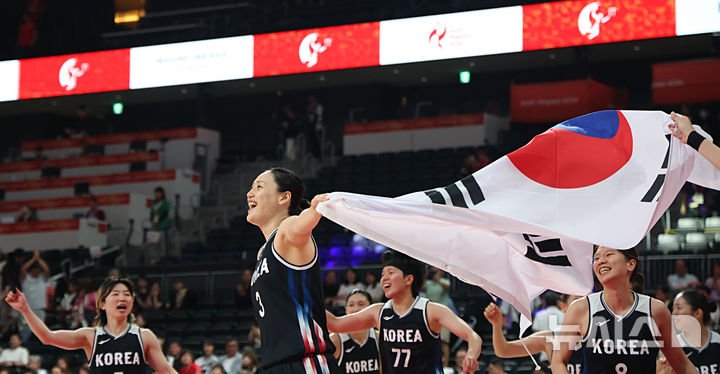 한국 여자농구, 일본 꺾고 아시안게임 금메달 획득
