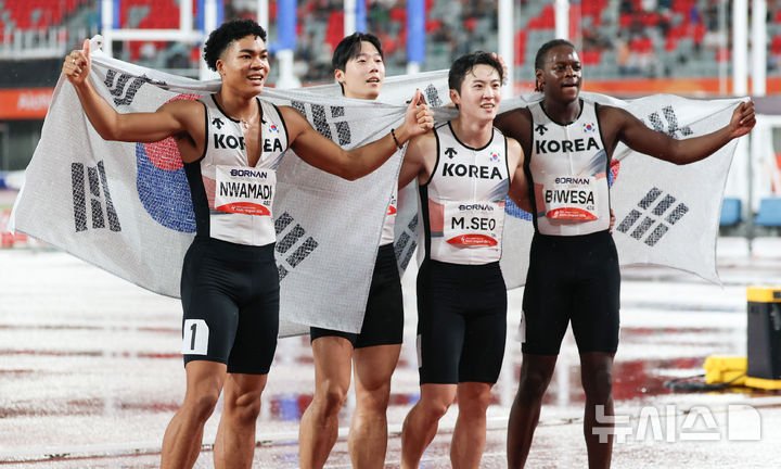 한국 남자 400m 계주, 아시안게임에서 신기록으로 동메달 획득