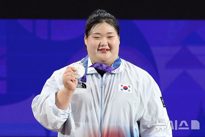 박혜정, 아시안게임 여자 역도 86㎏ 이상급 은메달 획득