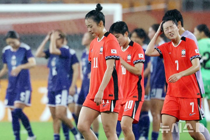 한국 여자 축구, 일본에 패배하며 결승 진출 좌절