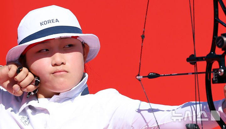 한국 양궁 컴파운드 강연서와 박정윤, 결승 진출 실패
