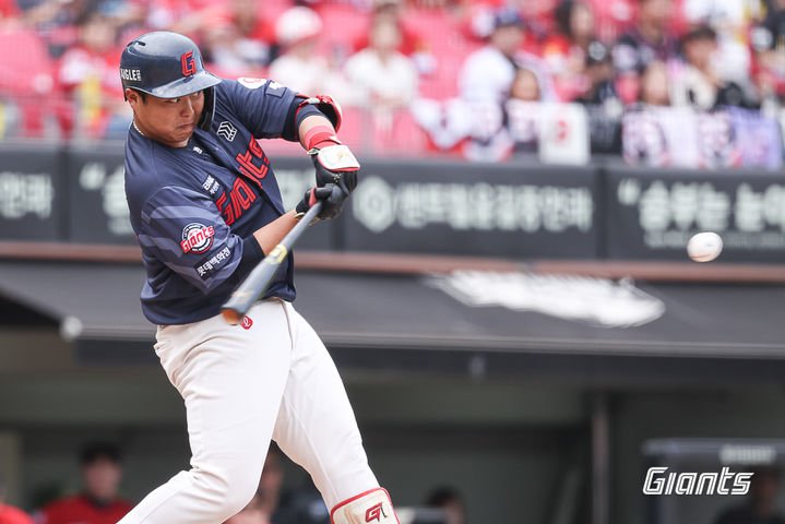 롯데, KIA에 4-1 승리…정규리그 3위 확정 기회 놓쳐