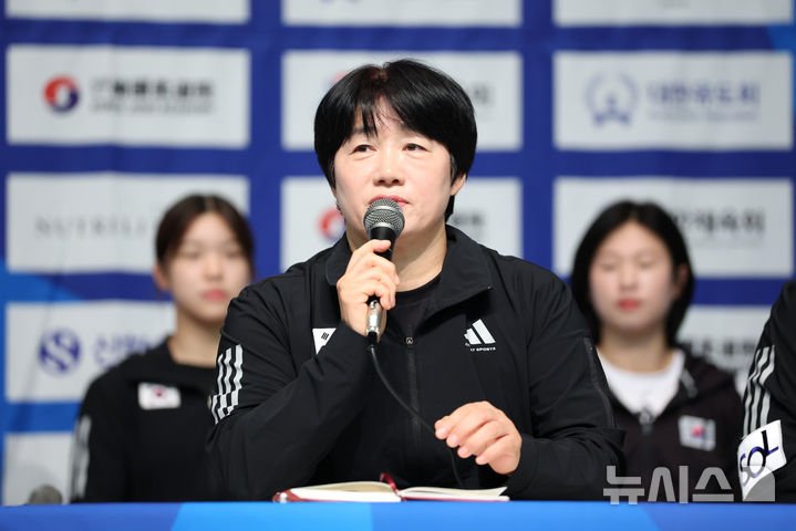 정성숙 유도 감독, 사임 의사 밝혀