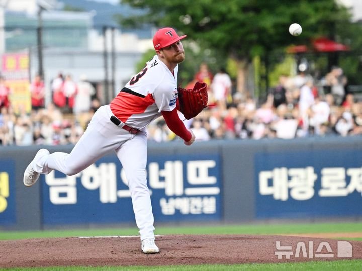KIA와 LG, 준플레이오프 2차전 선발 투수 발표
