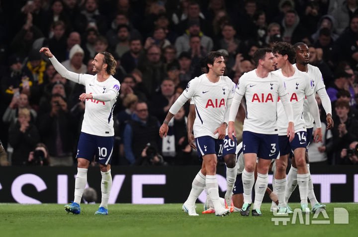 토트넘, EPL 개막 7경기 만에 첫 승리 기록