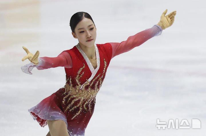 김유성, 시니어 GP 데뷔전 여자 싱글 쇼트프로그램 4위 기록
