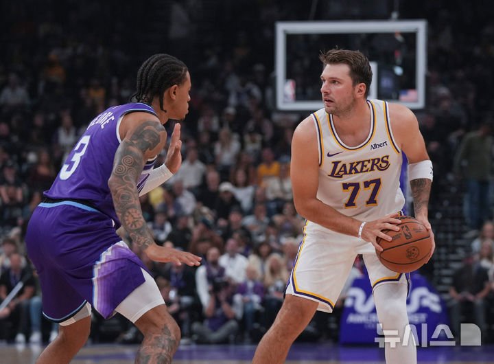 루카 돈치치, NBA 시즌 최다 52득점으로 레이커스 승리 이끌어