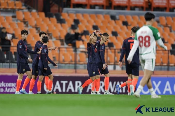 강원FC, ACL2에서 쿠칭 시티에 1-0 승리
