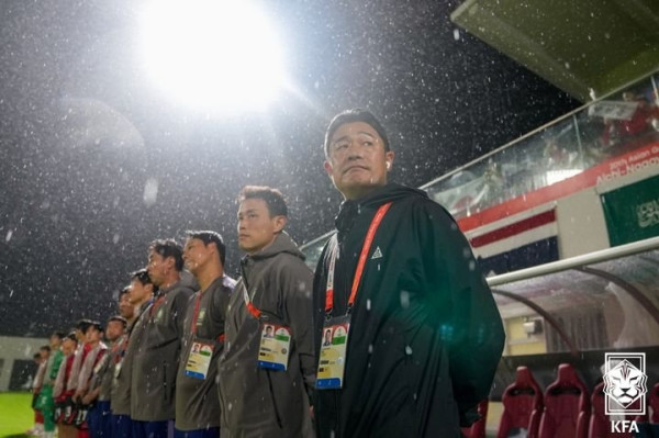 한국 U-23 축구대표팀, 조직위 미숙으로 경기 지연 사태 발생