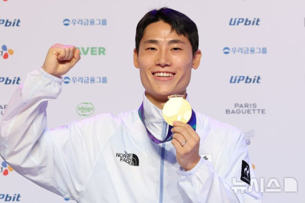 테크볼 국가대표 이준석, 아시안게임 금메달 귀국