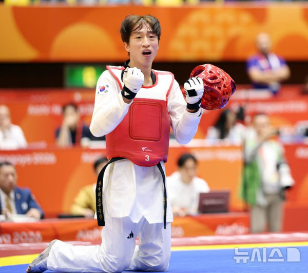 한국 태권도 안향식과 곽민주, 아시안게임에서 동메달 획득