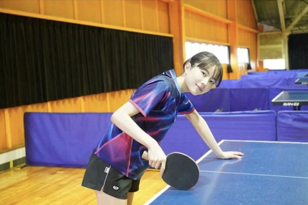 일본 탁구 유망주 키쿠치 히나, 선수 생활 마무리하고 연예계 진출