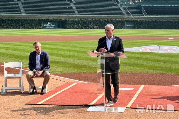 MLB, 정규시즌 경기 수 154경기로 축소 및 포스트시즌 확대 제안