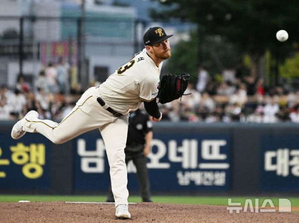 KIA와 LG, 준플레이오프 2차전 선발 투수 발표
