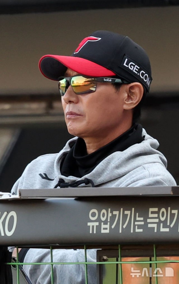KIA 김도영, LG 상대로 홈런 2방으로 승리 이끌어