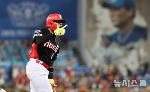 KIA 타이거즈, 삼성 라이온즈와의 PO 1차전에서 5-1 승리
