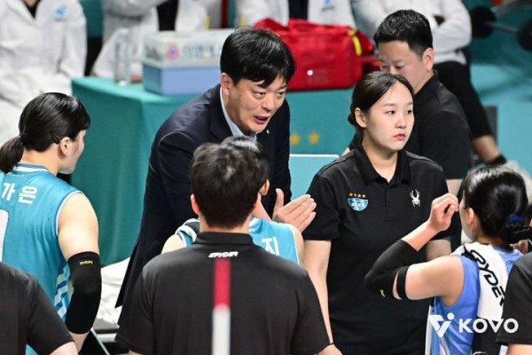 GS칼텍스, V-리그 개막전에서 한국도로공사에 3-0 승리